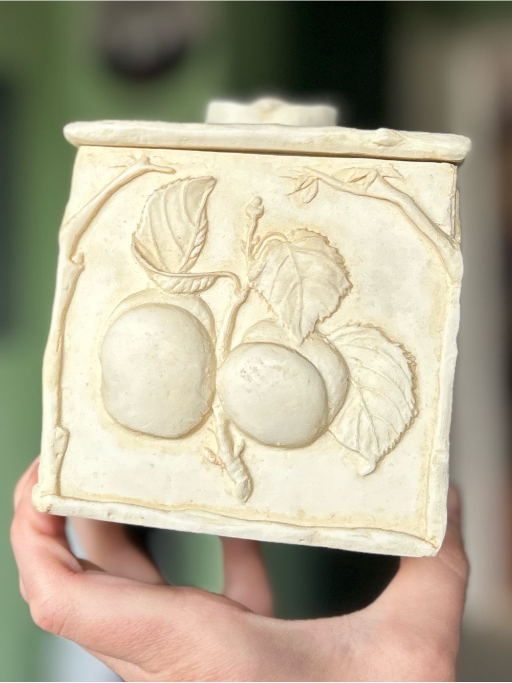 Rustic + Textured Floral Featured Cottagecore Trinket Box - Picture 4 of 11